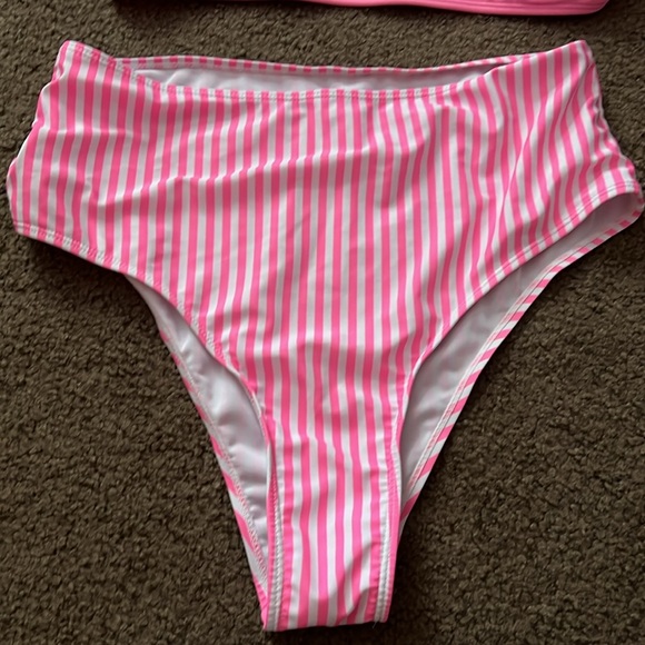 Pink Ruffled Swim Set - Picture 3 of 5